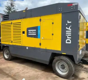 Y1300 Compressor portátil com ecrã digital FAD 36,5-32,3 M3/min para aplicações pesadas