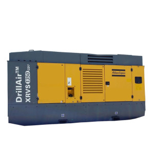 Compressor portátil preto XRVS1350 429 Kw e 975 L Capacidade do tanque de diesel A solução móvel definitiva